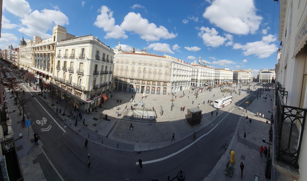 Hostal Riesco Madrid Exterior foto