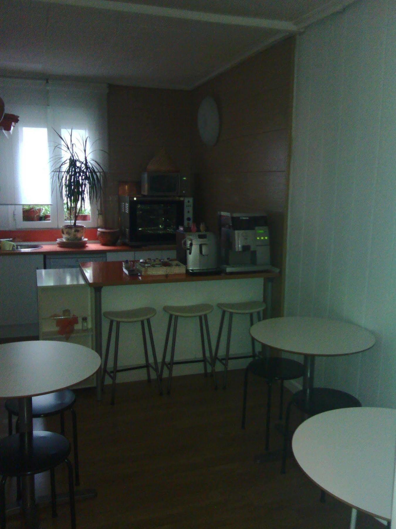 Hostal Riesco Madrid Exterior foto